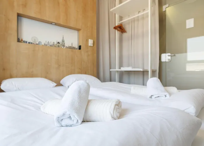 Hostel Luci House Boutique - 15th District Wiedeń