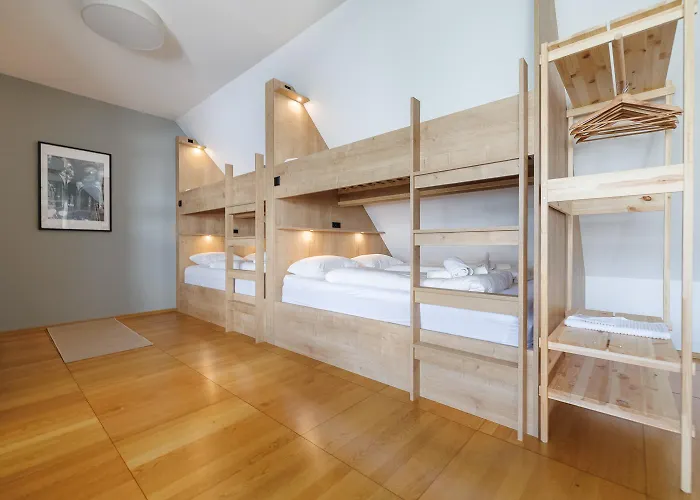 Hostel Luci House Boutique - 15th District Wiedeń