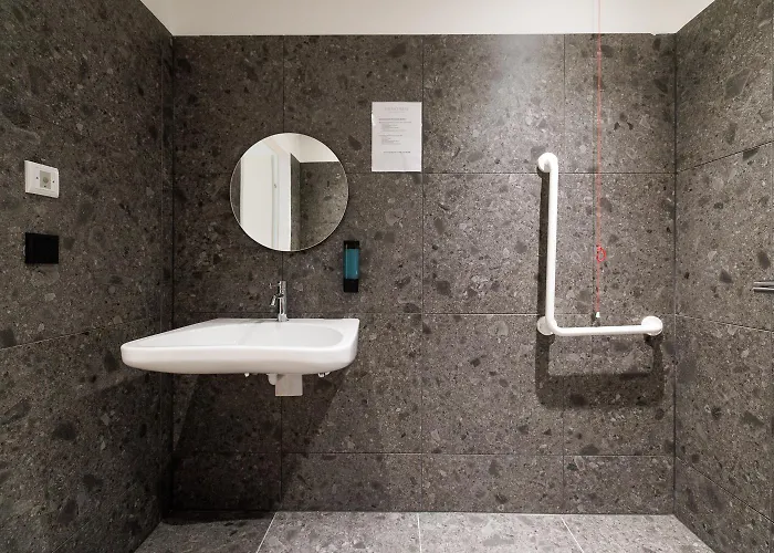 Luci House Boutique - 15th District Hostel Wiedeń